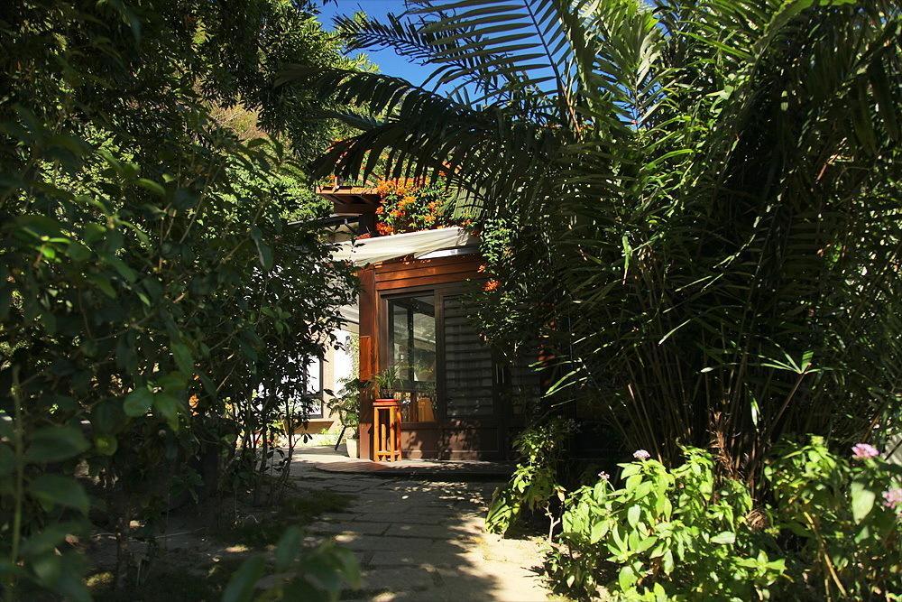 Crossing The Rainbow Bridge B&B Chongde Exterior photo